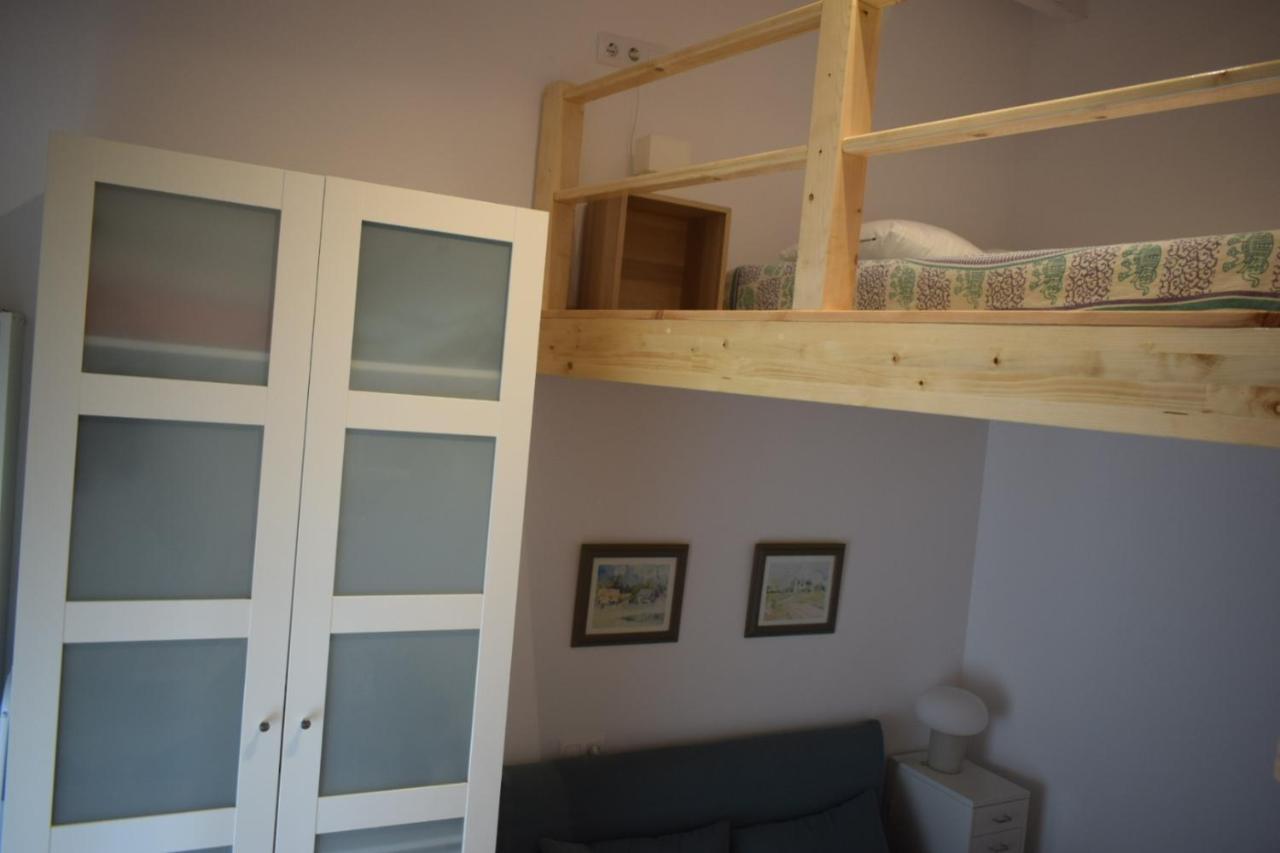 Lira Donkey Apartment Seville Exterior photo