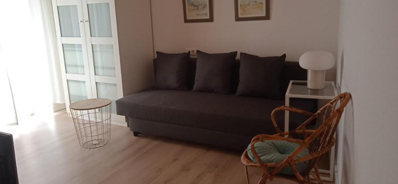 Lira Donkey Apartment Seville Exterior photo